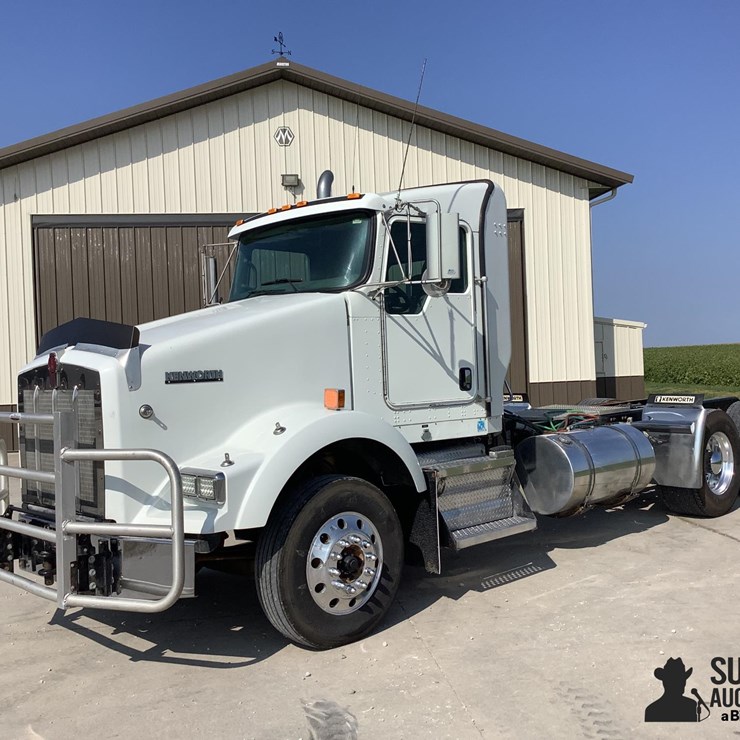 2013 KENWORTH T800