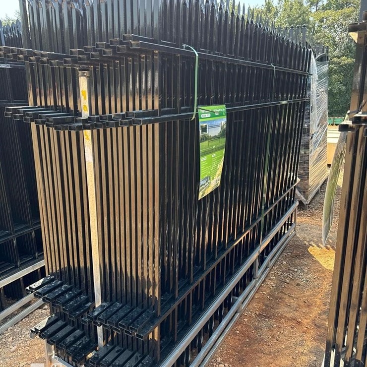 HURRICANE 10FT WROUGHT IRON SITE FENCE