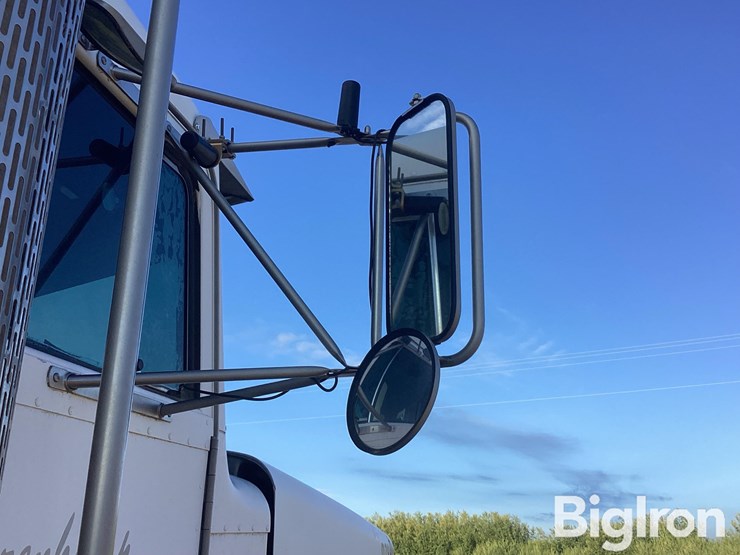 1997-peterbilt-378-image-15