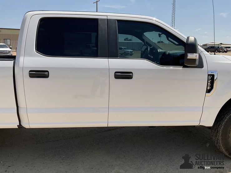 2020-ford-f250-xl-image-20