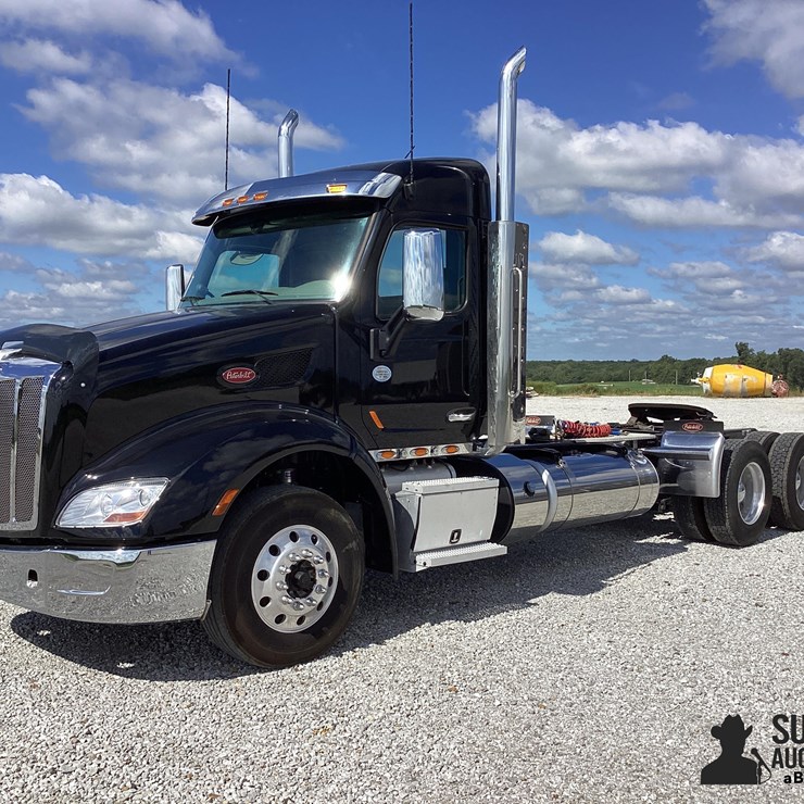 2019 PETERBILT 579
