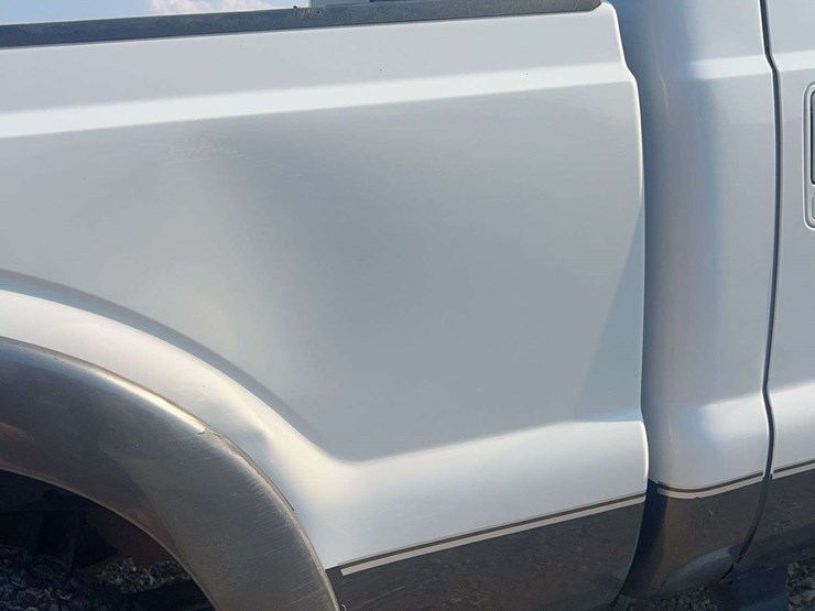 2016-ford-f250-lariat-image-23