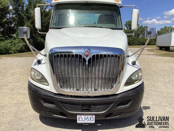 2014-international-prostar-image-14