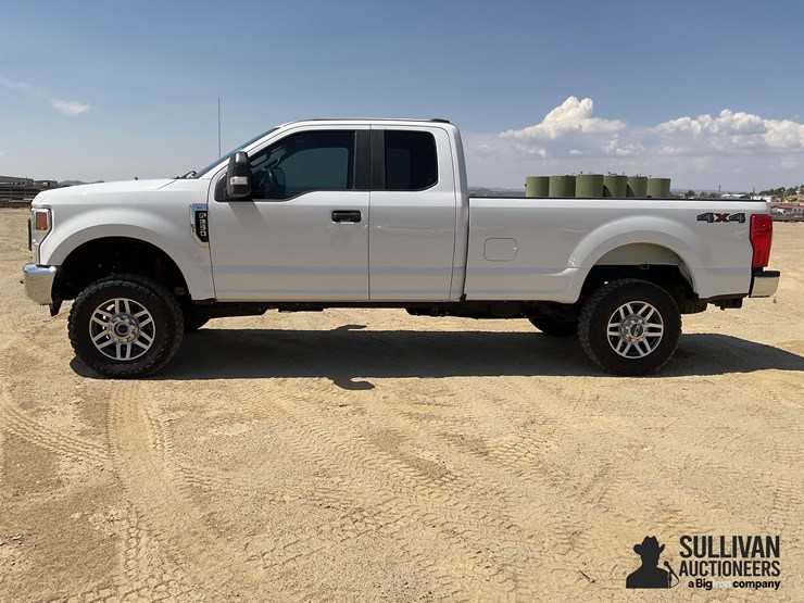 2020-ford-f250-xl-image-8