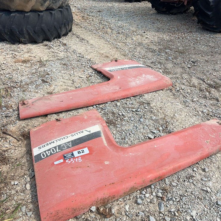 (2) Allis Chalmers 7040 Side Panels
