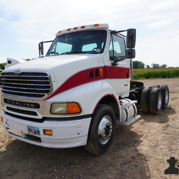 2006 STERLING AT9500