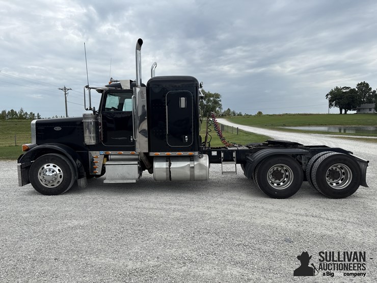 2006-peterbilt-379-image-8