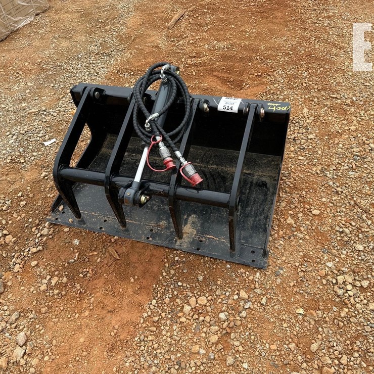 MINI SKID STEER GRAPPLE BUCKET ATTACHMENT