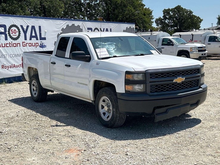2015-chevrolet-silverado-1500-image-2