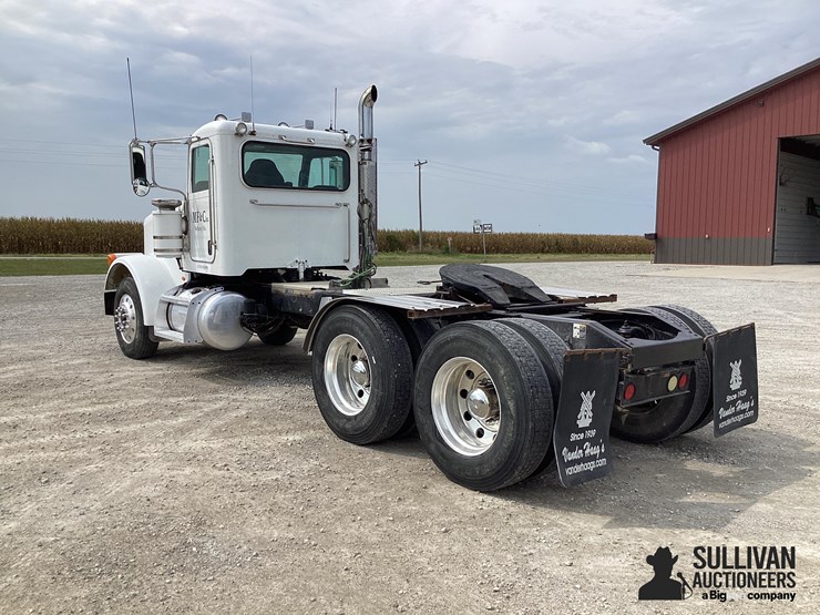 2009-peterbilt-367-image-7