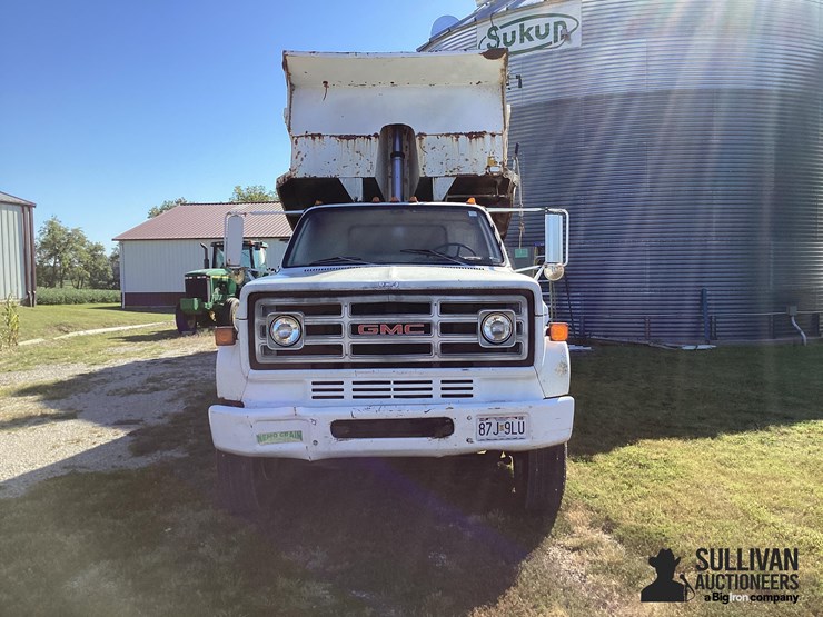 1986-gmc-7000-image-2