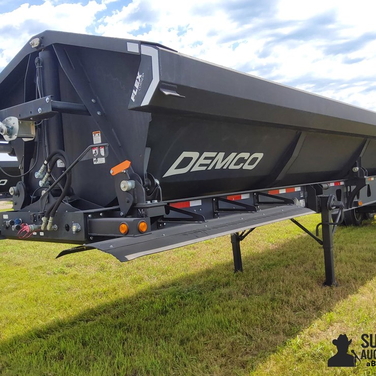 2024 DEMCO SIDE DUMP