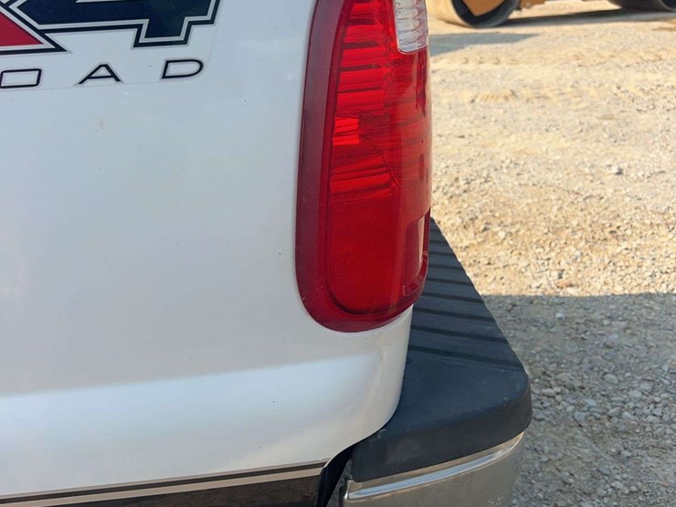 2016-ford-f250-lariat-image-16