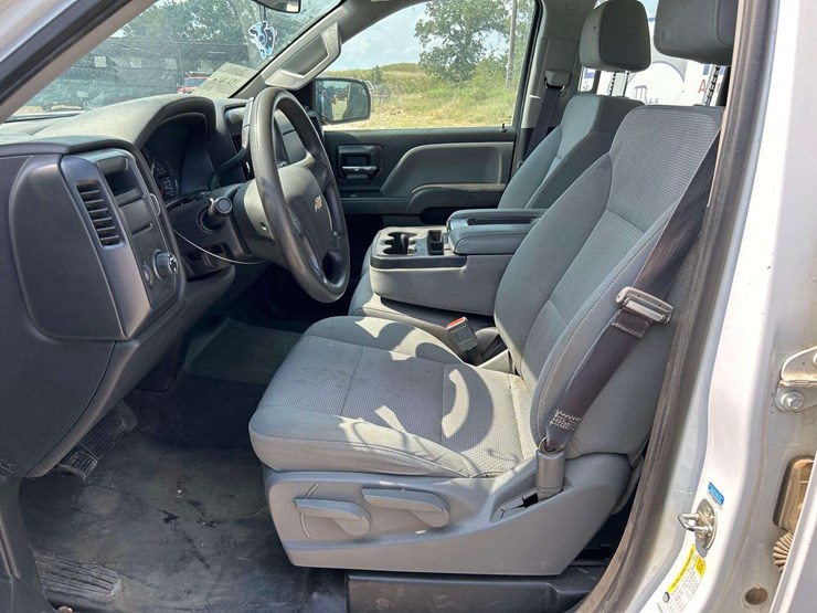 2017-chevrolet-silverado-1500-image-12