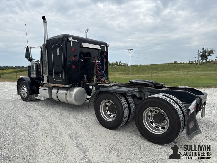 2006-peterbilt-379-image-7