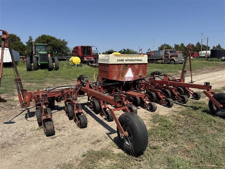1995-case-ih-950-image-2