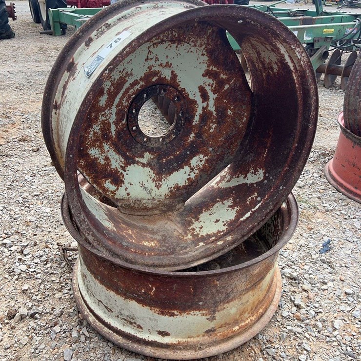 (2) 17"w x 40"t Rims