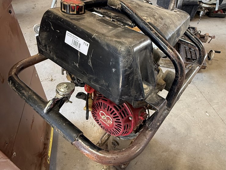 #114-•-ingersoll-rand-bobcat-br72-jumping-jack-dirt-compactor-image-5