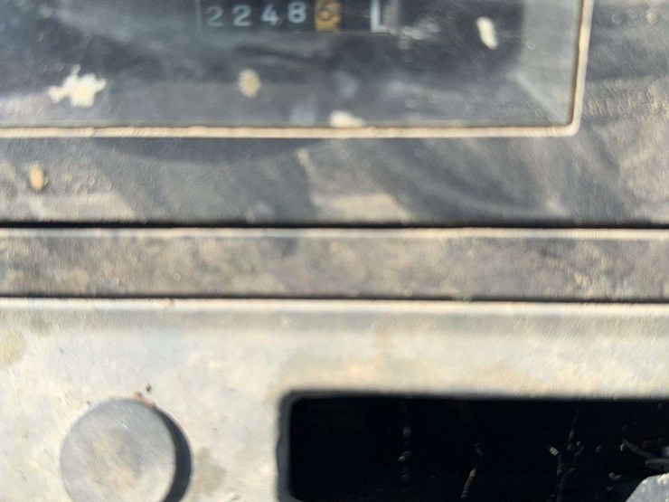 2000-case-580l-turbo-image-16