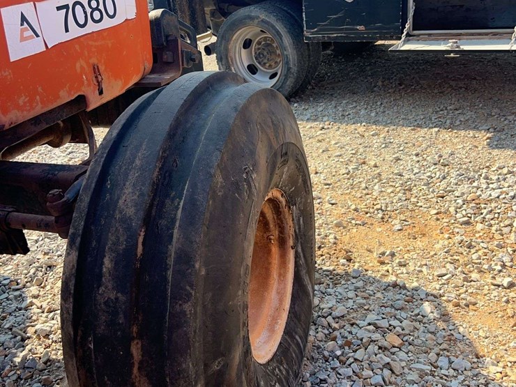 allis-chalmers-7080-tractor-image-21