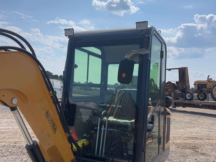 agt-my50r-mini-excavator-image-9