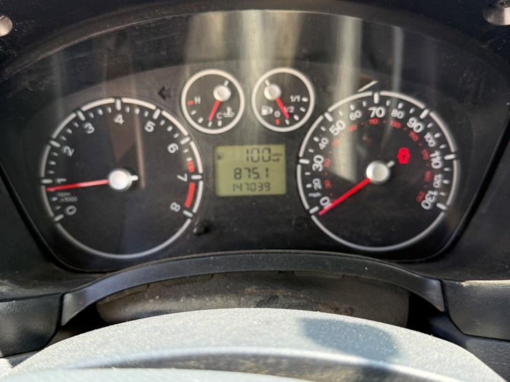 2012-utility-van-image-20