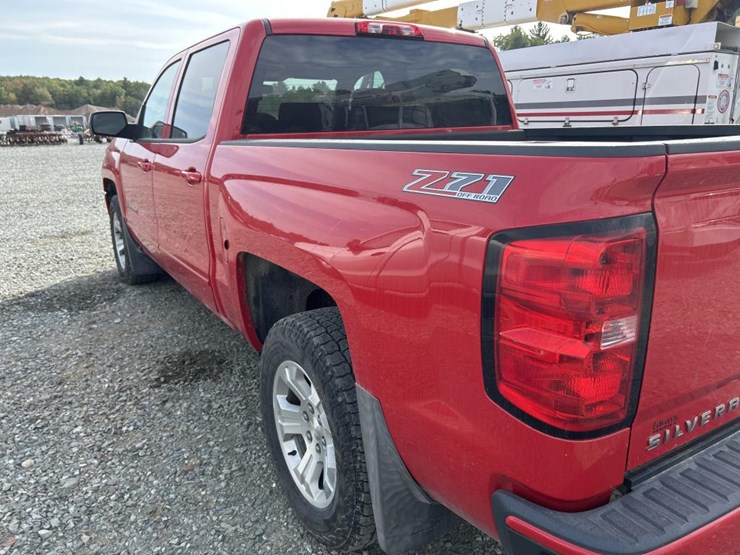 2017-chevrolet-silverado-1500-image-14