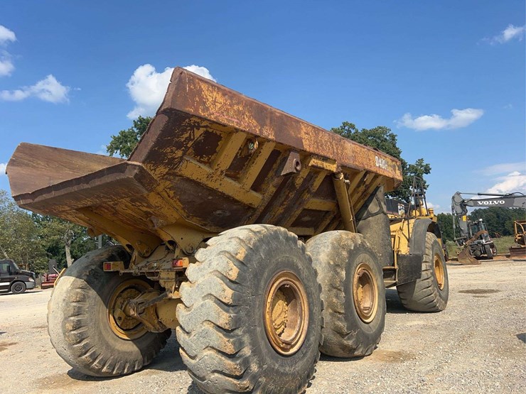 cat-d400e-t/a-dump-truck-image-4