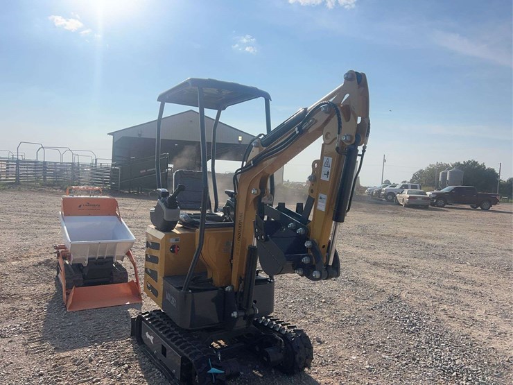 agt-mx12rx-mini-excavator-image-5