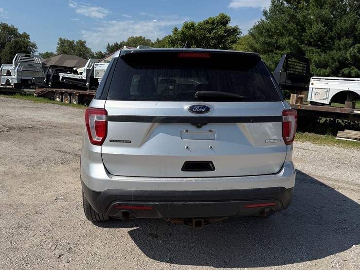 2017-ford-explorer-police-interceptor-image-26