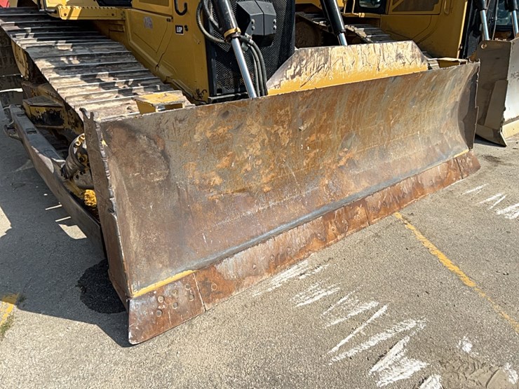 2020-caterpillar-d6-lgp-image-2
