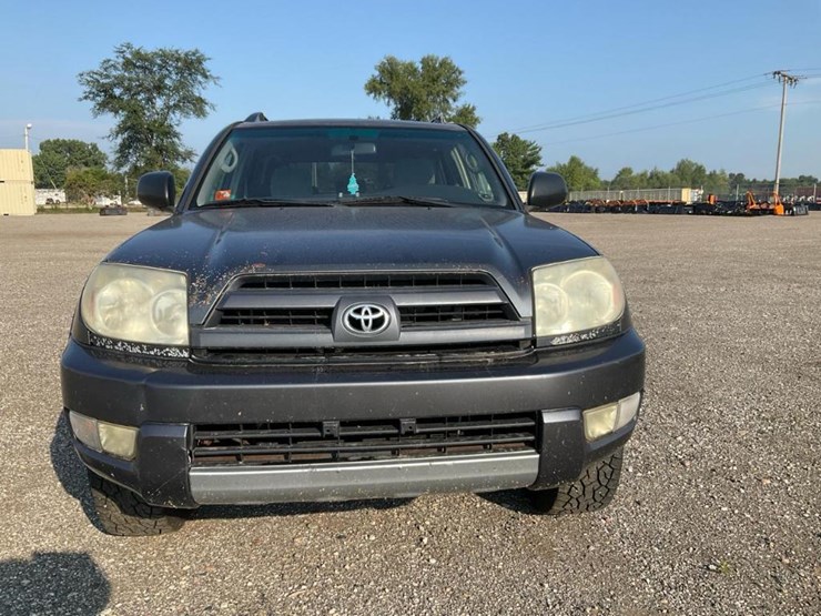 2004-toyota-4-runner-image-4