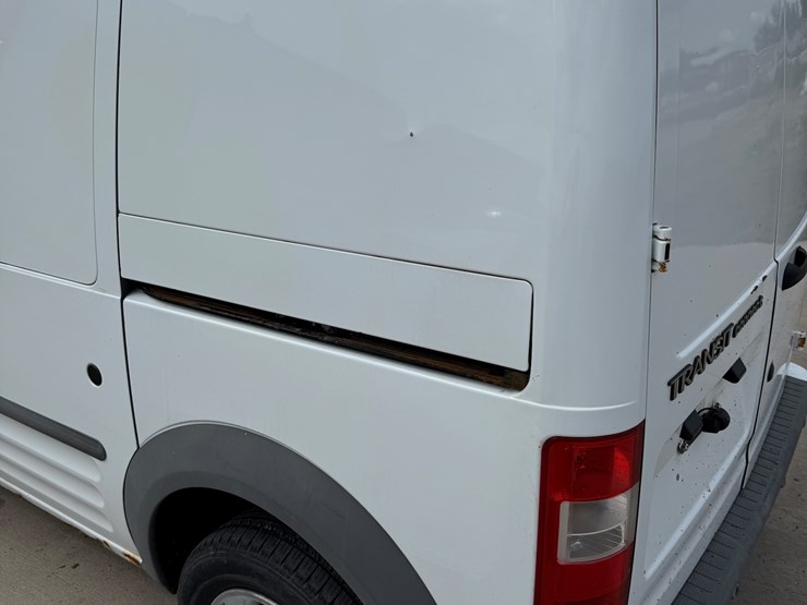 2012-utility-van-image-36