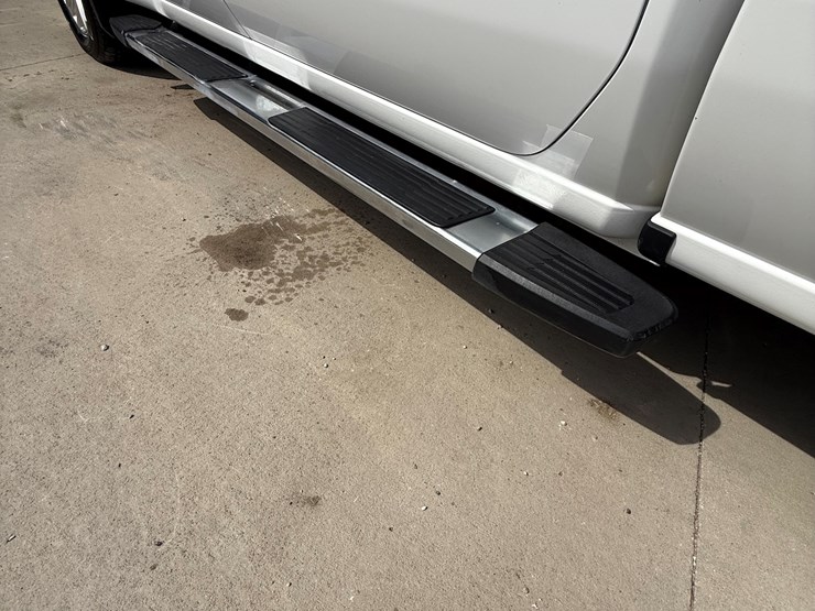 2019-chevrolet-k1500-image-25