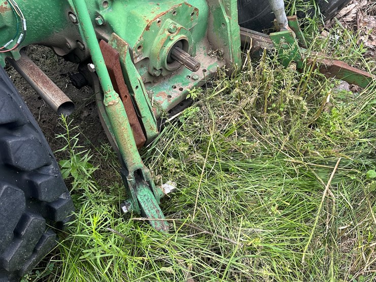 1976-john-deere-2040-image-11