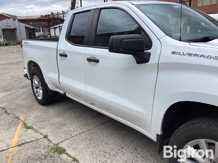 2022-chevrolet-silverado-1500-image-12