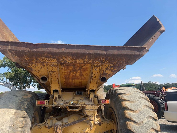 cat-d400e-t/a-dump-truck-image-22