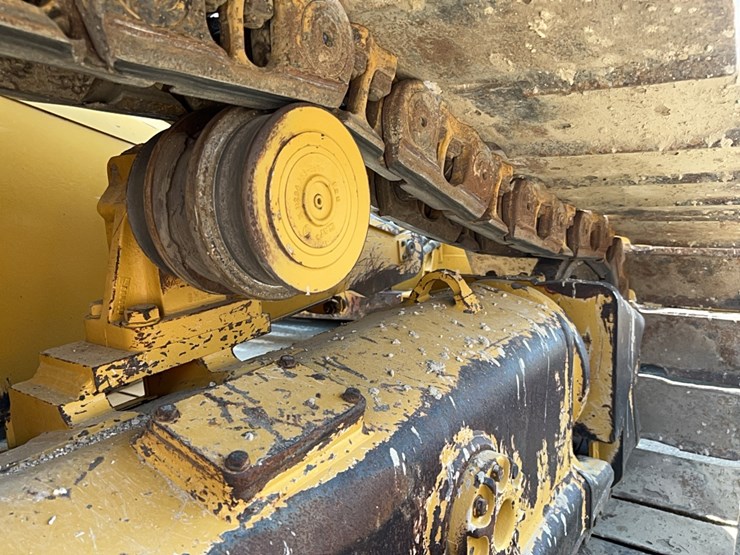 2020-caterpillar-d6-lgp-image-6