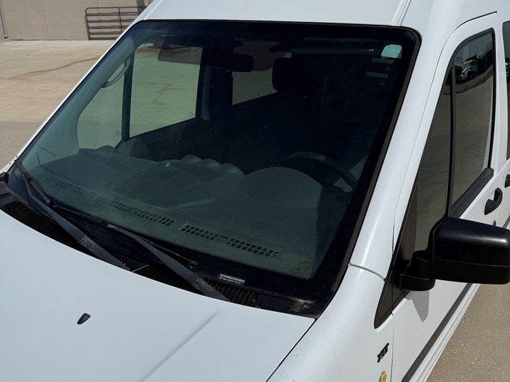 2012-utility-van-image-43