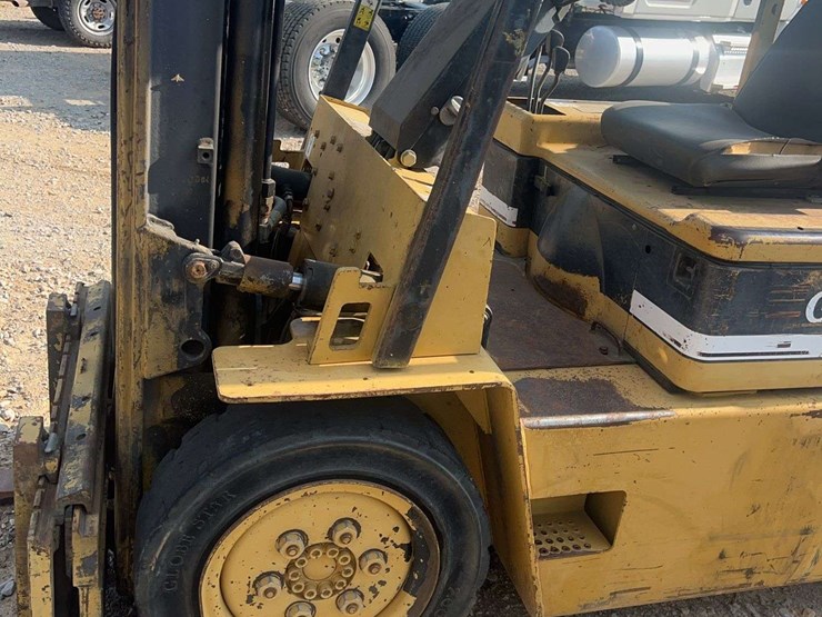 daewoo-g2ss-warehouse-forklift-image-9