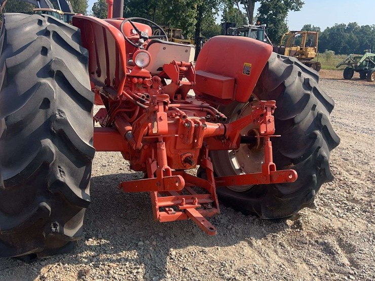 allis-chalmers-19-tractor-image-3