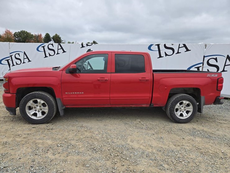 2017-chevrolet-silverado-1500-image-2