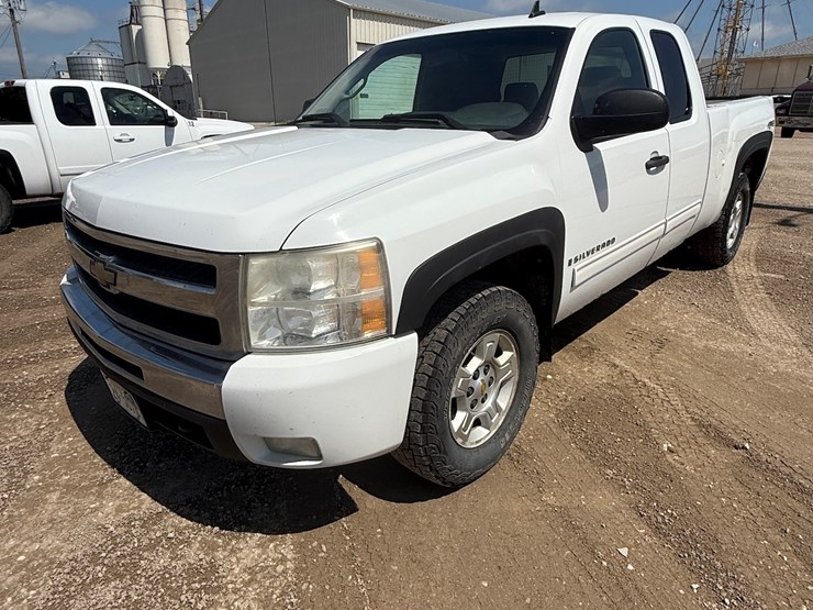 2009-chevrolet-k1500-image-34