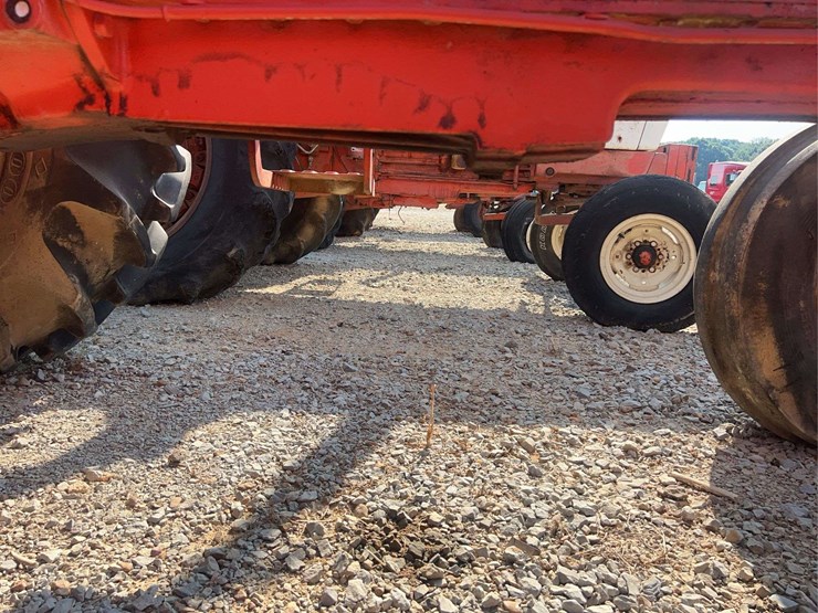 case-970-tractor-image-25