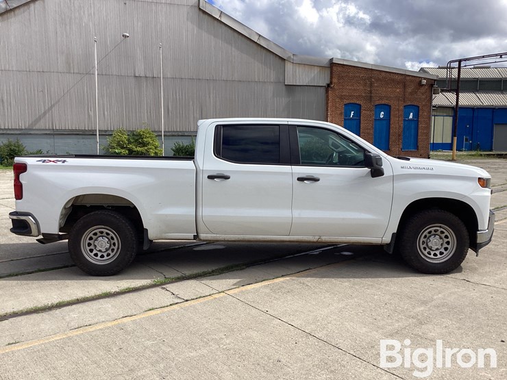 2022-chevrolet-silverado-1500-image-4