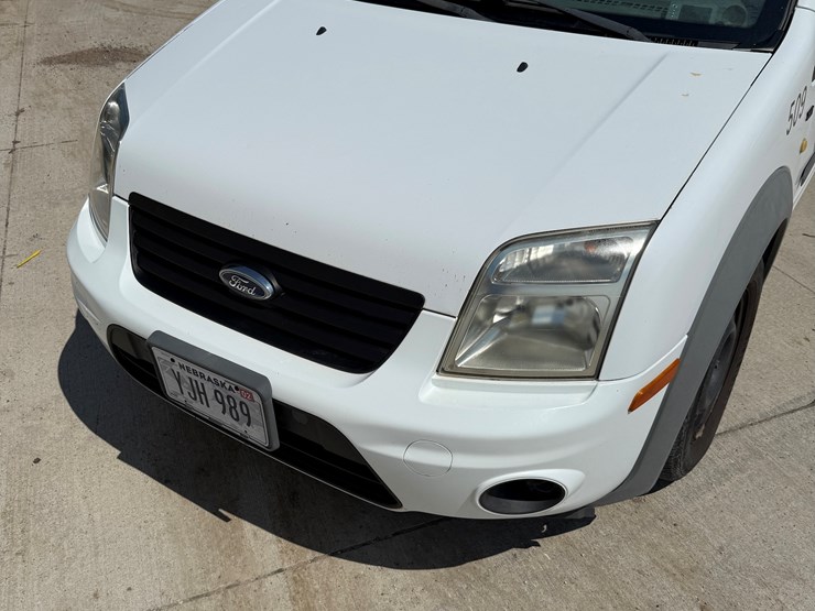 2012-utility-van-image-11