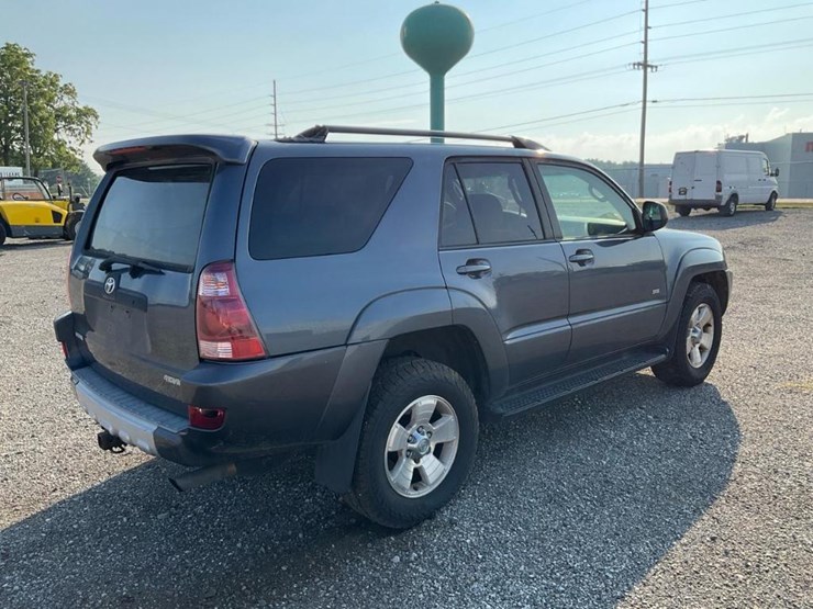 2004-toyota-4-runner-image-7
