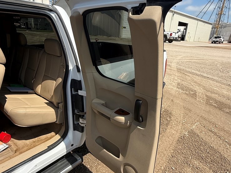2008-chevrolet-k1500-image-38