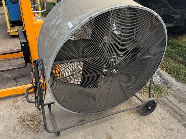 #62-•-tpi-industrial-shop-fan-image-1
