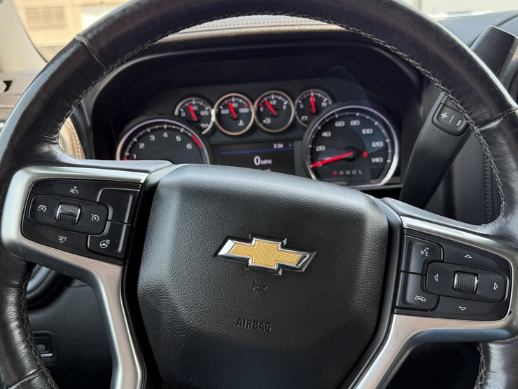 2019-chevrolet-silverado-image-49
